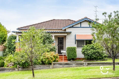Property photo of 25 Fisher Street West Wollongong NSW 2500