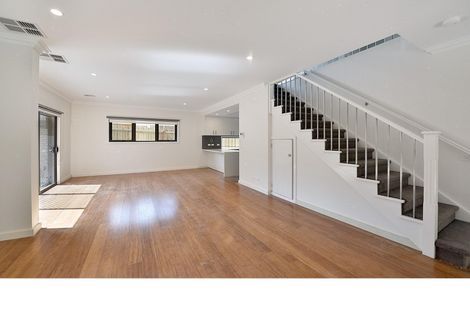 Property photo of 2/2 Vista Court Forest Hill VIC 3131