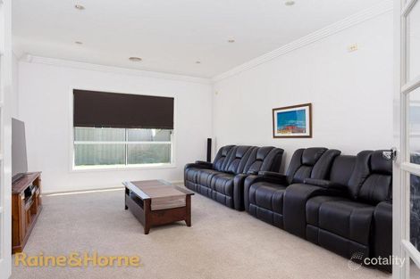 Property photo of 32 Bogong Crescent Tatton NSW 2650
