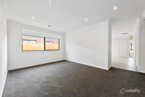 Property photo of 10 Ellen Way Officer VIC 3809