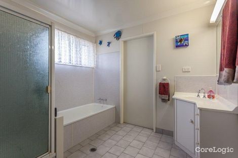 Property photo of 6 Gainsborough Drive Glenvale QLD 4350