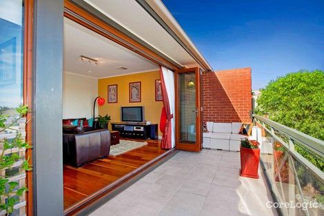 Property photo of 2/21 Fisher Parade Ascot Vale VIC 3032