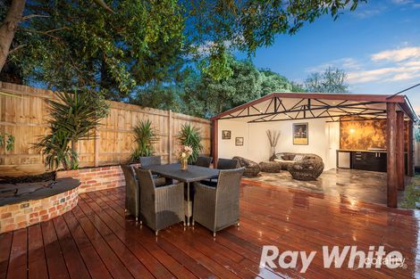 Property photo of 22 Aminya Crescent Yallambie VIC 3085