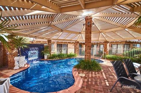 2 Taris Pl, Karrinyup, WA 6018