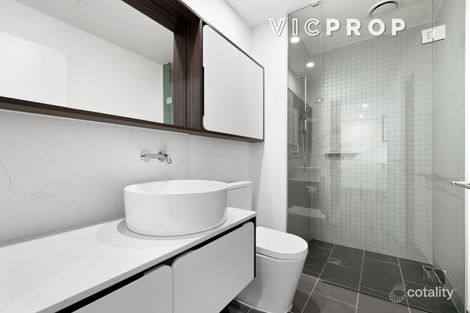 Property photo of 202/642 Doncaster Road Doncaster VIC 3108