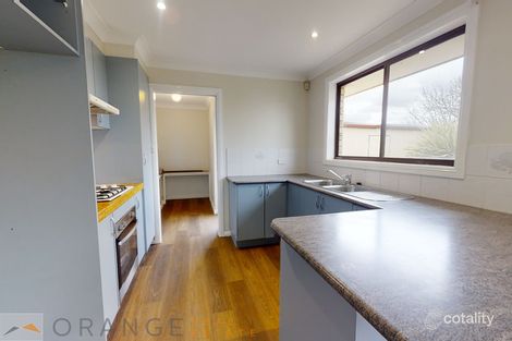 Property photo of 45 Quinlan Run Orange NSW 2800