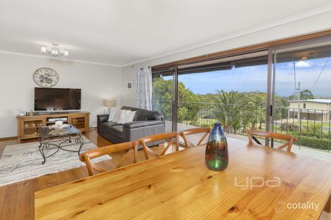 Property photo of 11 Hillman Avenue McCrae VIC 3938
