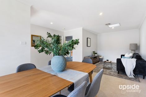 Property photo of 8 Nicolle Place Monash ACT 2904