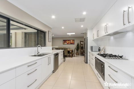 Property photo of 5 Illyarrie Place Willetton WA 6155