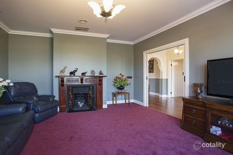 Property photo of 4 Wagtail Drive Kialla VIC 3631