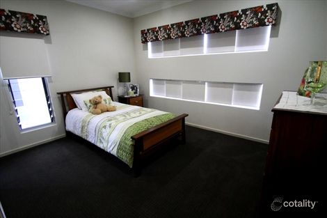 Property photo of 7 Tuckerbox Court Glen Eden QLD 4680