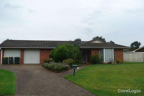 Property photo of 18 Edmund Place Rosemeadow NSW 2560