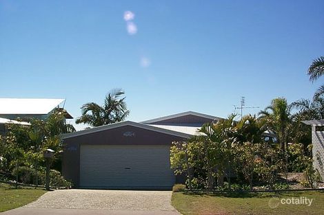 28 Southern Cross Pde, Sunrise Beach, QLD 4567
