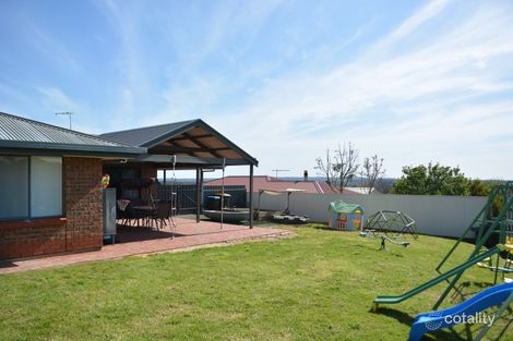 Property photo of 14 Sutton Court Meadows SA 5201