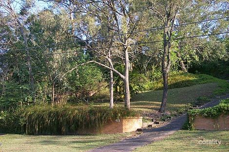 Property photo of 43 Sixth Avenue St Lucia QLD 4067