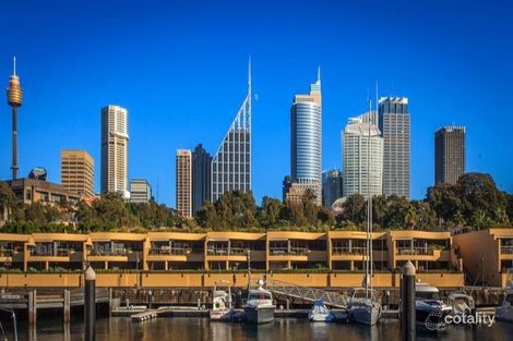 Property photo of 24/10 Lincoln Crescent Woolloomooloo NSW 2011