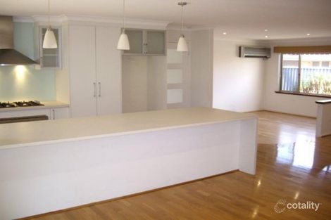 Property photo of 40 McMahon Way Kardinya WA 6163