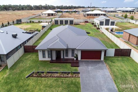 Property photo of 3 Paterson Circuit Dubbo NSW 2830