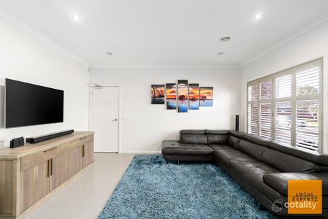 Property photo of 4 Pandra Place Brookfield VIC 3338