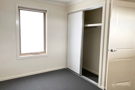 2/18 Gladstone Pde, Glenroy, VIC 3046