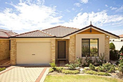 2/15 Moldavia St, Tuart Hill, WA 6060