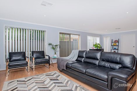Property photo of 32 Condamine Avenue Manor Lakes VIC 3024