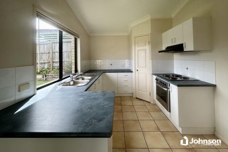 Property photo of 4 Green Place Durack QLD 4077