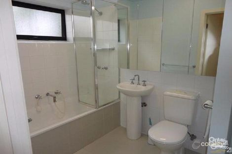 Property photo of 9/1 Greenfield Drive Clayton VIC 3168