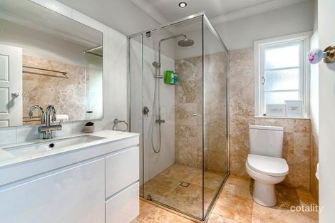 Property photo of 19 Mackay Terrace Bardon QLD 4065