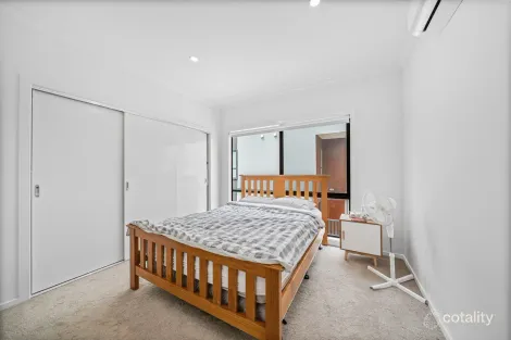 Property photo of 8 Kavanagh Crescent Keilor Downs VIC 3038