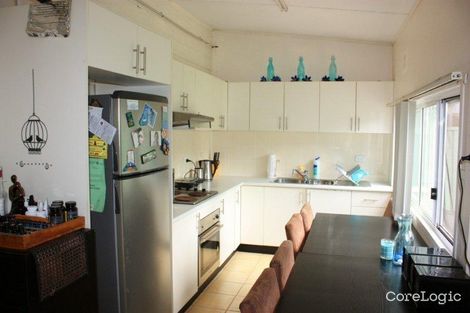 Property photo of 28 Endeavour Road Georges Hall NSW 2198