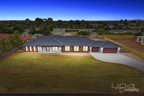 Property photo of 16 Campbell Court Brookfield VIC 3338