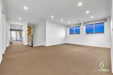Property photo of 34 Pegasus Road Cranbourne West VIC 3977