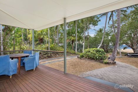 Property photo of 69 Upolu Esplanade Clifton Beach QLD 4879