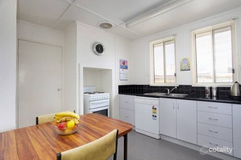 Property photo of 5 Holmes Road Long Gully VIC 3550