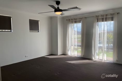 Property photo of 17 Duyfken Way Dudley Park WA 6210