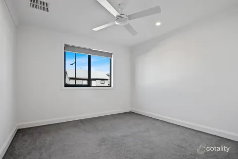 Property photo of 80 Anchorage Parade Shell Cove NSW 2529