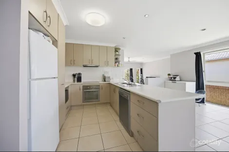 Property photo of 11 Bennett Way Upper Coomera QLD 4209