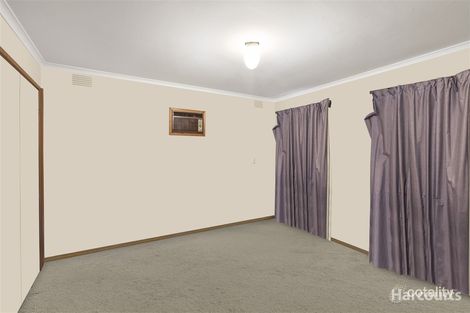 Property photo of 24 Jeffrey Street Hampton Park VIC 3976