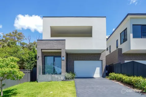 Property photo of 8B Kallaroo Road Brightwaters NSW 2264