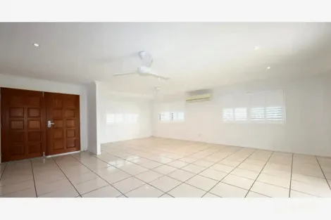 Property photo of 12 Mitchell Court Gracemere QLD 4702