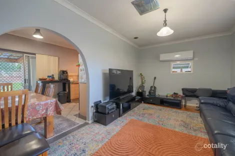 Property photo of 11 Thornbury Street Parkes NSW 2870