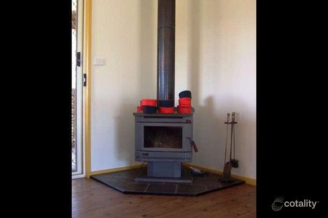 Property photo of 46 Bates Court Heathcote VIC 3523