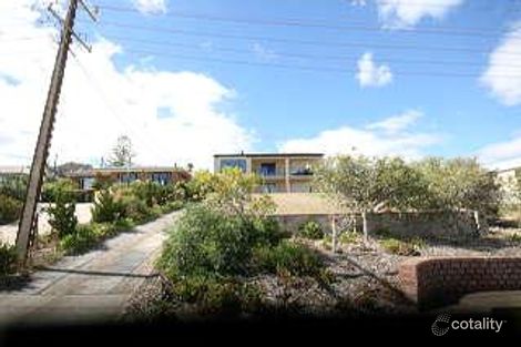 8 Marine Ave, Hallett Cove, SA 5158