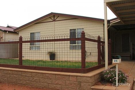 Property photo of 25 Tiliqua Crescent Roxby Downs SA 5725