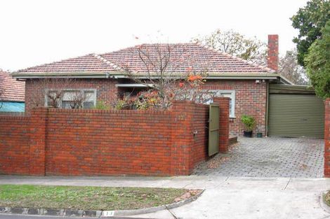13 Chaleyer St, Glen Iris, VIC 3146