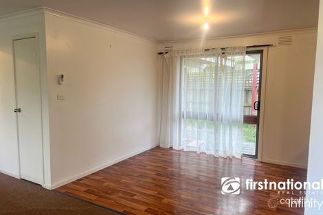 Property photo of 4 Elaine Court Cranbourne VIC 3977