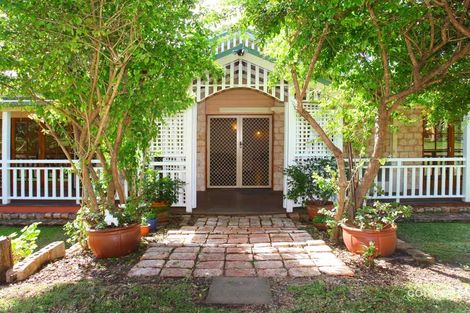 51 Waters Rd, Bonogin, QLD 4213