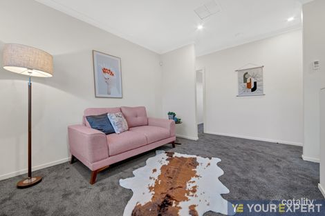 Property photo of 42 Weston Street Keysborough VIC 3173