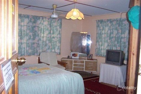 Property photo of 76 Rifle Range Road Sapphire Central QLD 4702